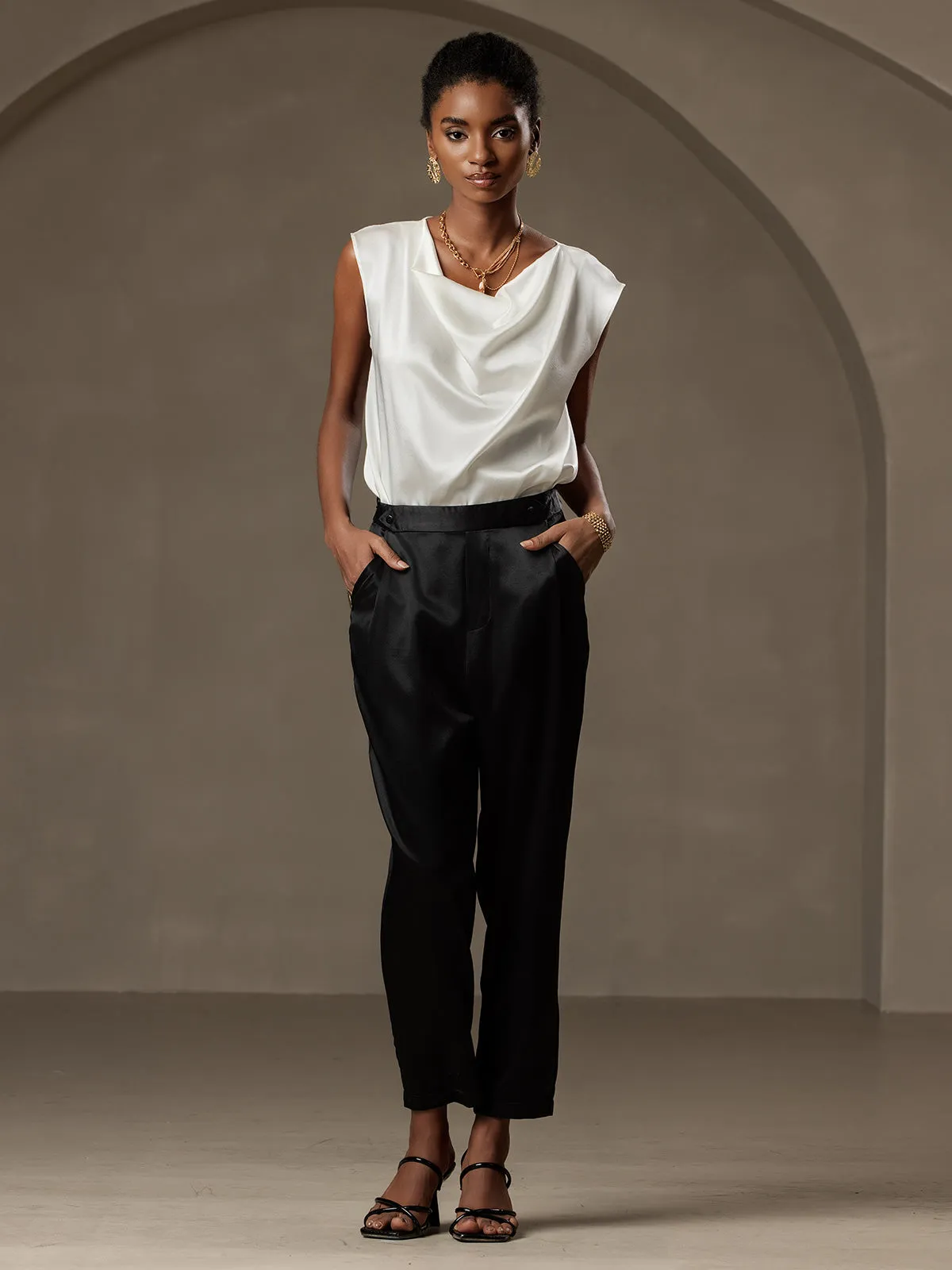 19Momme Modevolle zijden pantalon in carrotmodel