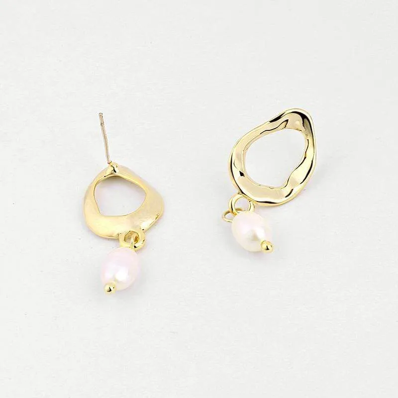 Bobby hoop pearl earrings