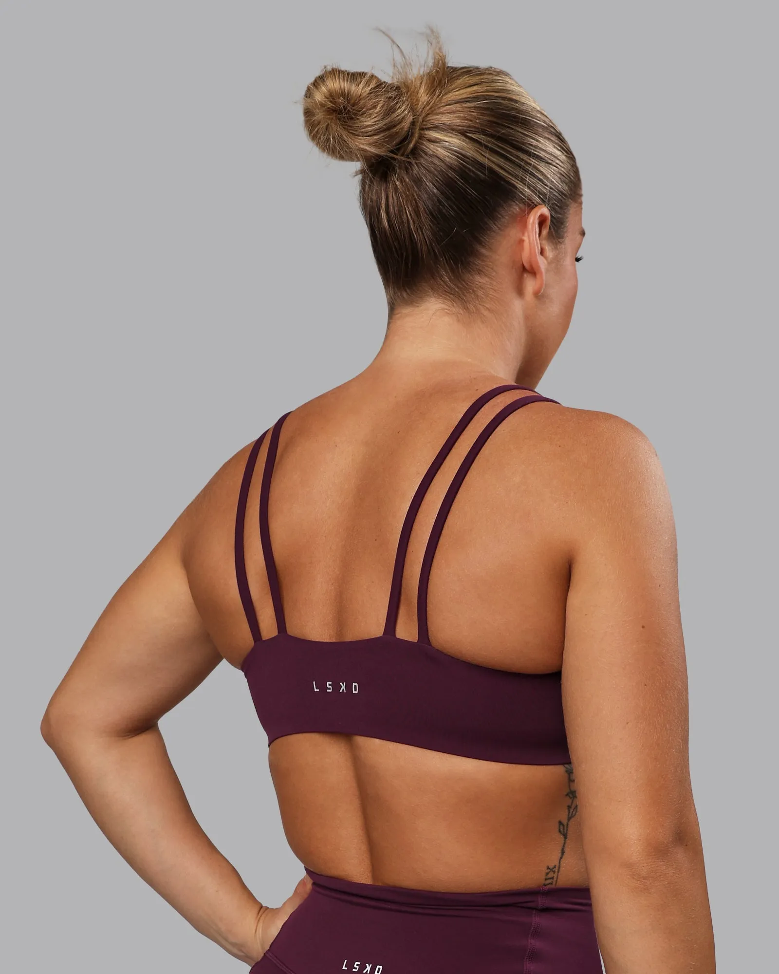 Vantage Sports Bra - Cherry Lacquer
